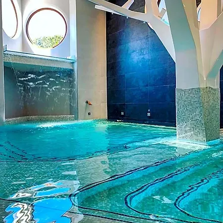 Astrea Wellness &