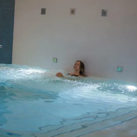 Отель Astrea Wellness & 5*