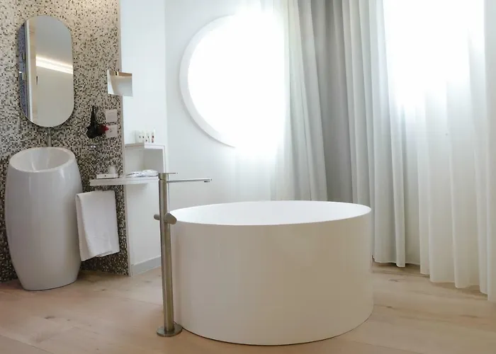 Astrea Wellness & Hotel 5*